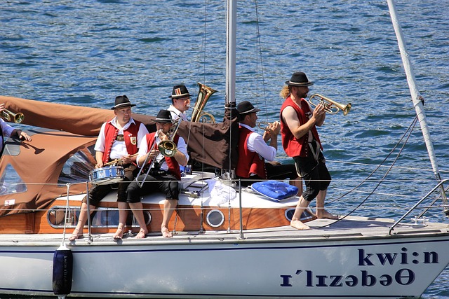 尤其在巴黎 尤其在巴黎